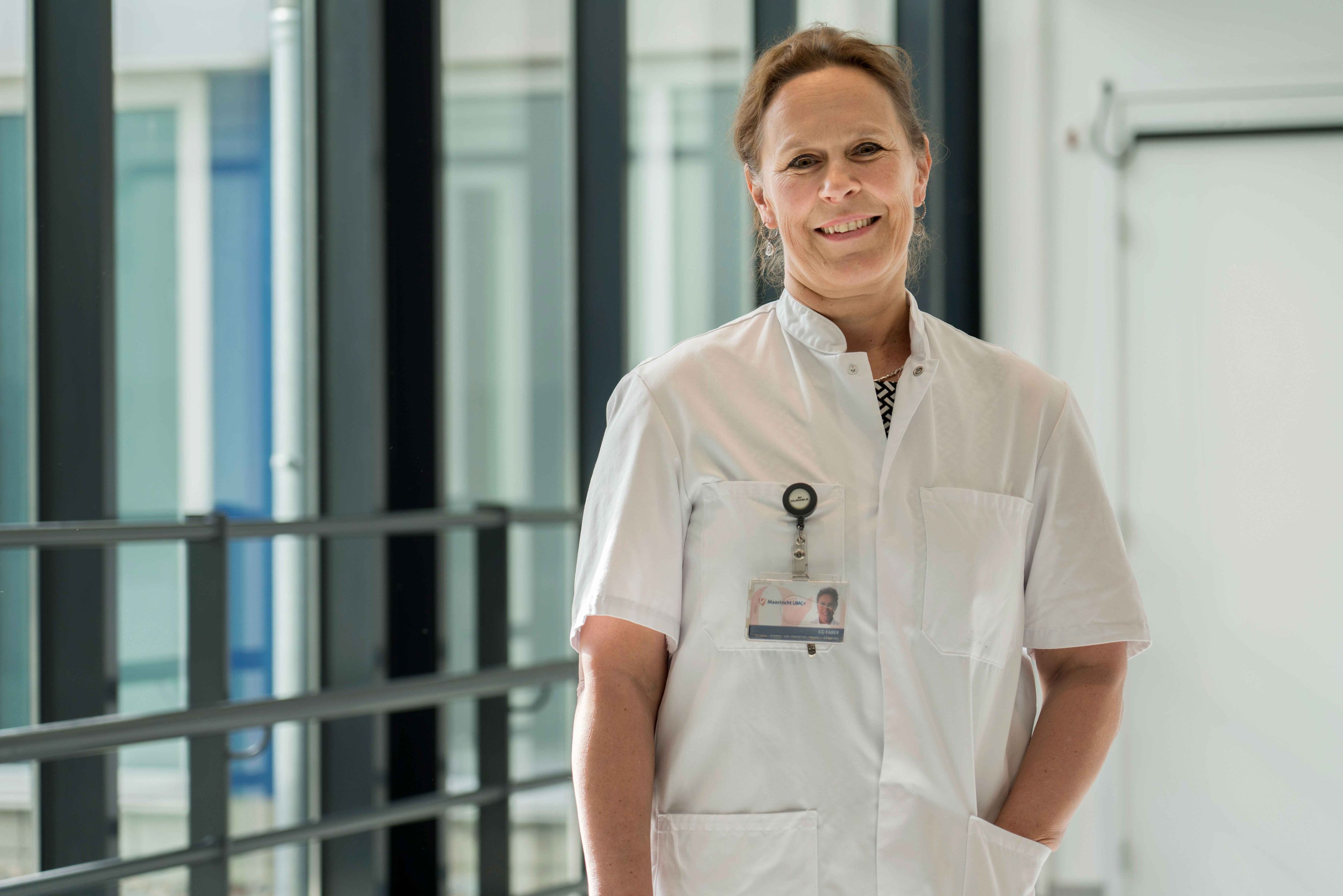 dierenbescherming man kat